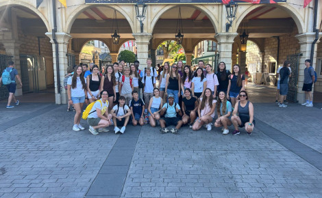 Kinder vor dem Europapark