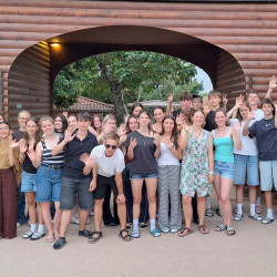 Schülergruppe in Taizé